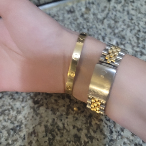 Rolex 36mm with diamond bazel - Picture 3 of 17